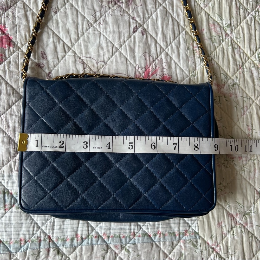 Vintage DI BENITO Quilted Leather Flap
Front Convertible Shoulder Bag Blue - Picture 9 of 15